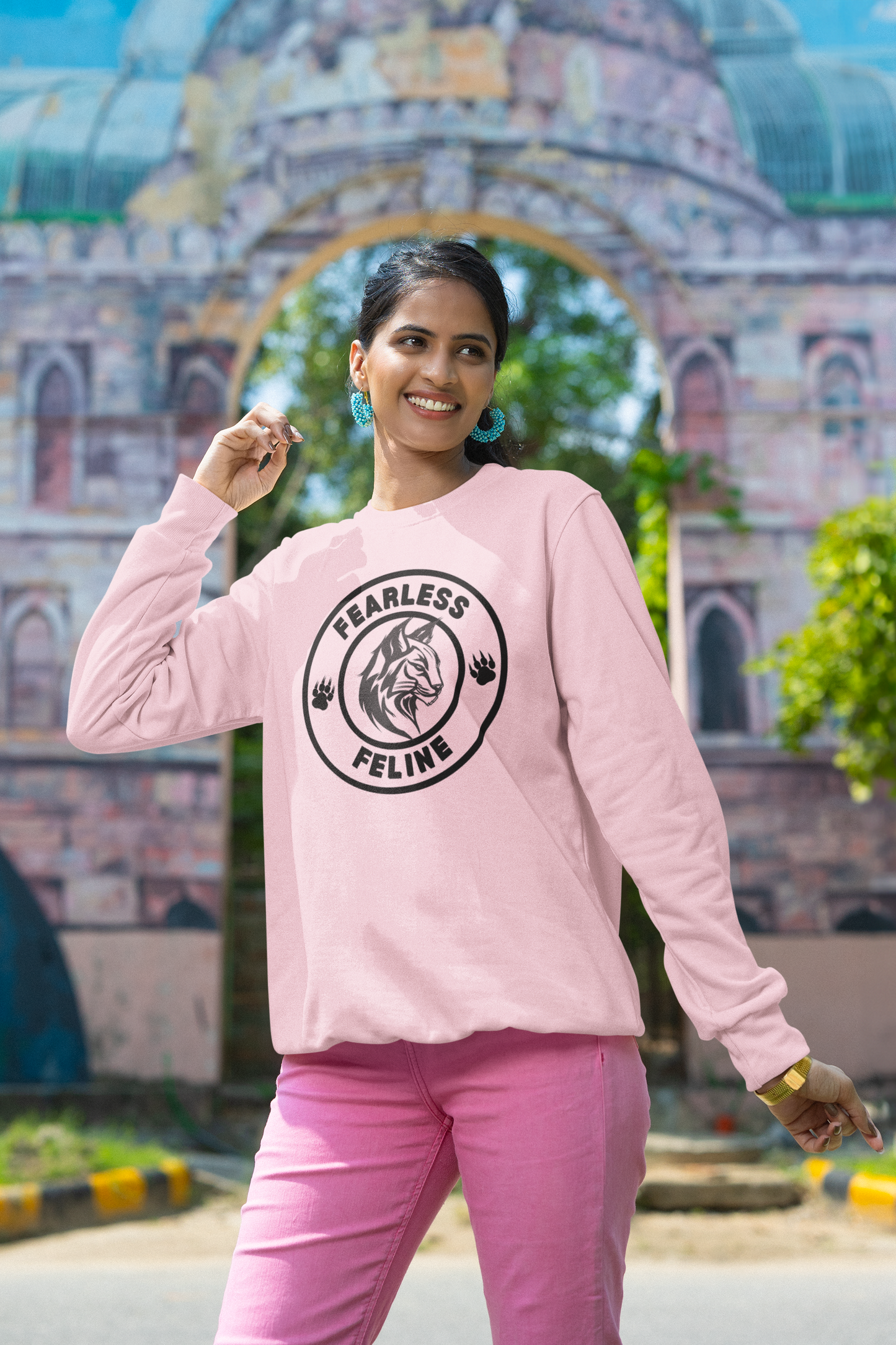 Fearless Feline Heavy Blend™ Crewneck Sweatshirt