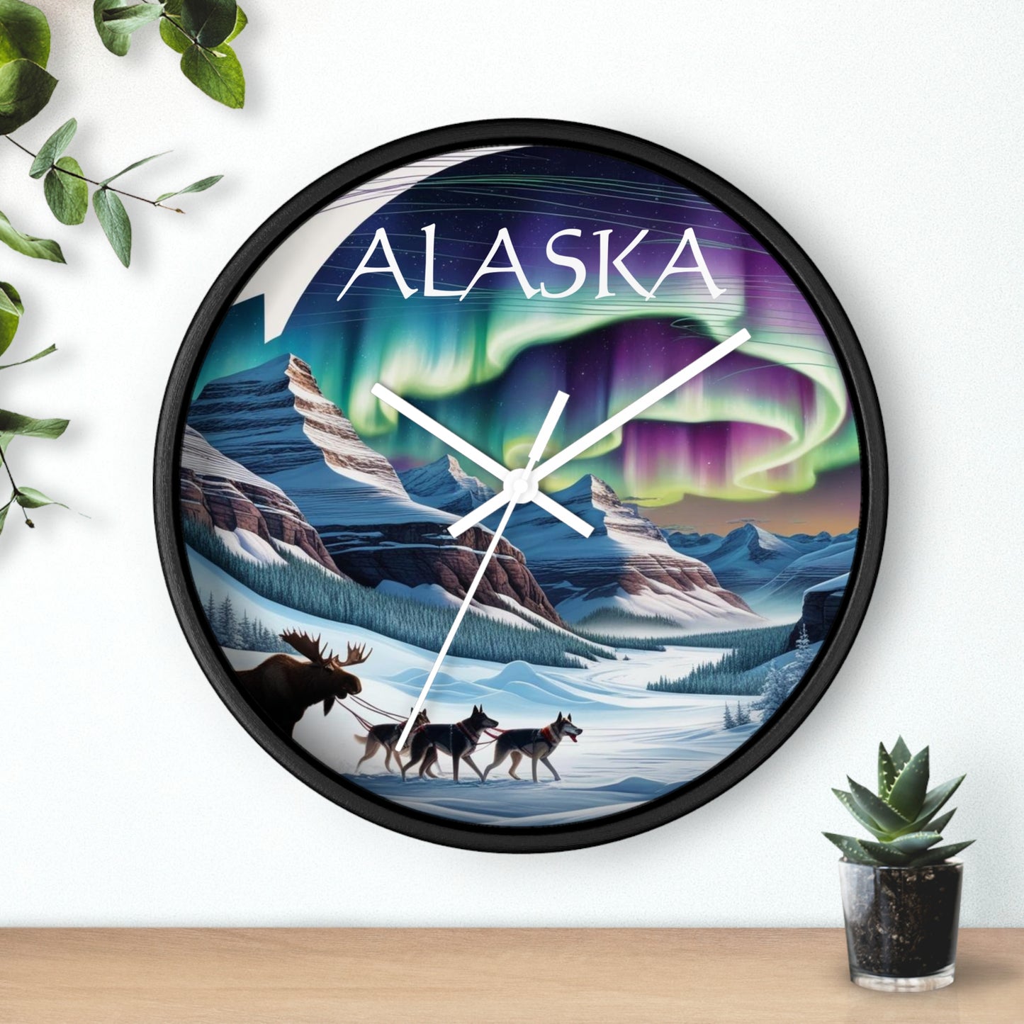 Alaska Themed Wall Clock with Aurora Design - Ideal for Home Decor and Gift